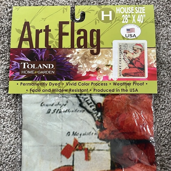 Santa at the Map House Flag - Picture 4 of 6